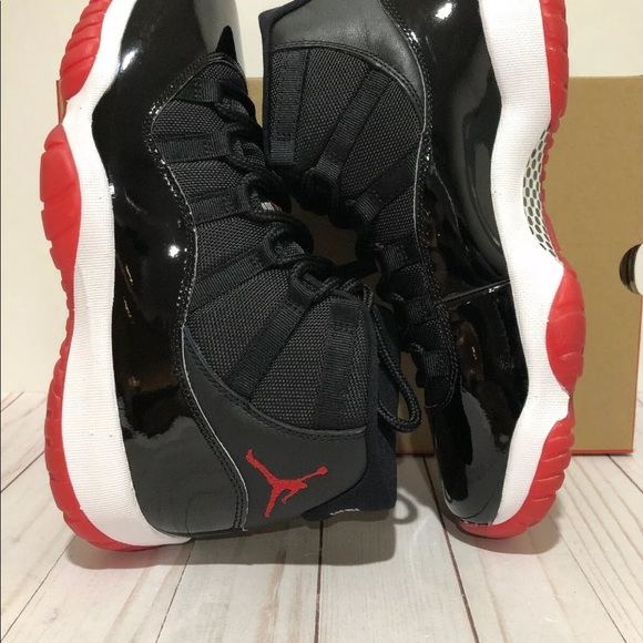 🔴SOLD🔴Air Jordan 11 Bred Retro XI 2019 Playoffs - Picture 6 of 8
